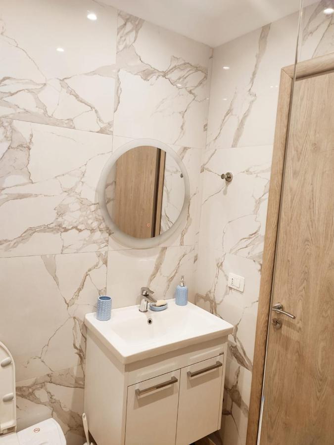 Proda Apartments Sarandë Eksteriør billede