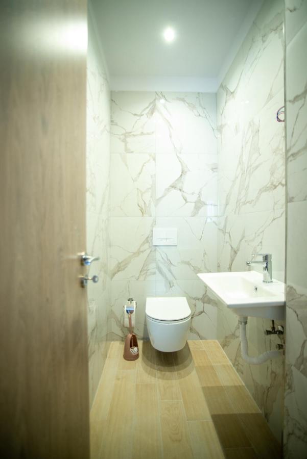 Proda Apartments Sarandë Eksteriør billede